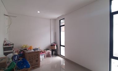 Dijual rumah Jl. Sui Raya Dalam Komp. Grand River Residence
