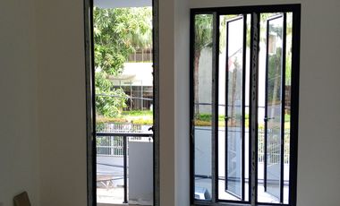 Dijual Rumah Baru Minimalis Modern 2 Lt di Kp Rawa Jakarta Pusat