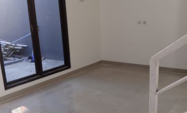 Dijual Rumah Baru Minimalis Modern 2 Lt di Kp Rawa Jakarta Pusat