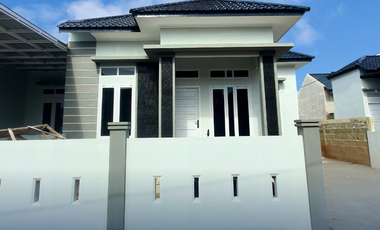 Dijual Rumah Murah dibelakang Samsat Batoh - 580 Juta dapat 3 Kamar!