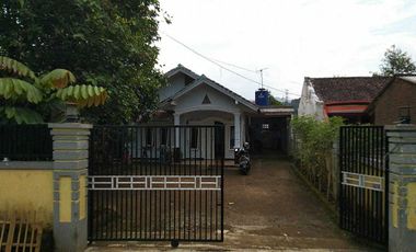 Rumah Hunian, Dekat Pusat Kota Cianjur