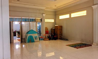 Hot Listing Rumah Murah, Luas, 2 Lantai Di Pusat Kota Cianjur