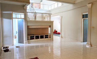 Hot Listing Rumah Murah, Luas, 2 Lantai Di Pusat Kota Cianjur