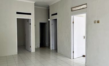 Rumah Bagus Siap Huni dekat Pusat Kota Cianjur