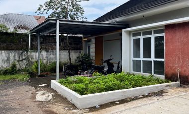 Rumah Bagus Siap Huni dekat Pusat Kota Cianjur