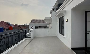 RUMAH BARU MEWAH DALAM TOWNHOUSE DI JAGAKARSA