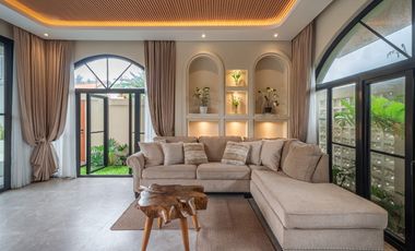 VILLA MEDITERRANIAN UBUD BALI