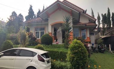 Cepat Villa Nyaman Siap Huni Lokasi Strategis di Lotus Puncak