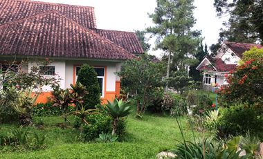 Cepat Villa Nyaman Siap Huni Lokasi Strategis di Lotus Puncak