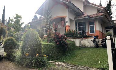 Cepat Villa Nyaman Siap Huni Lokasi Strategis di Lotus Puncak