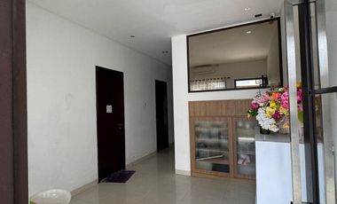 RUMAH 3 LANTAI DI MODERNLAND TURUN  HARGA