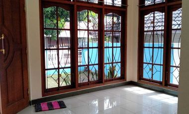 Dikontrakkan Rumah Besar di Seputaran Kampus UGM jln Monjali