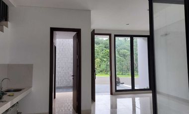 Di Sewakan Rumah Di Sumarecon Bogor  Untuk Pine wood