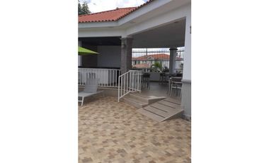 SE VENDE CASA VERSALLES DEL OESTE/ con remodelaciones