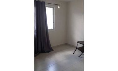 SE VENDE CASA VERSALLES DEL OESTE/ con remodelaciones