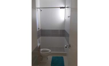 SE VENDE CASA VERSALLES DEL OESTE/ con remodelaciones