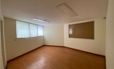 LA LOCERA / GALERA / 4000M2 / OFICINAS / ANDEN / YH