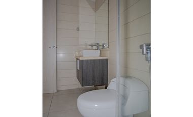 REMATE , VENTA DE APARTAMENTO EN BETANIA , PH SKY POINT.