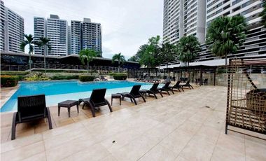 ALQUILER APARTAMENTO A ESTRENA CON LINEA BLANC EN CONDADO COUNTRY CLUB