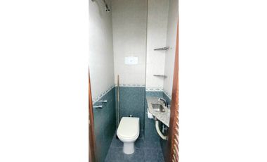 Muy lindo depto con balcón en excelente ubicación.