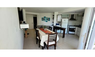 Moderno depto de 2 amb con balcón zona centro.