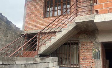 Casa en venta c/ cochera en Lujan