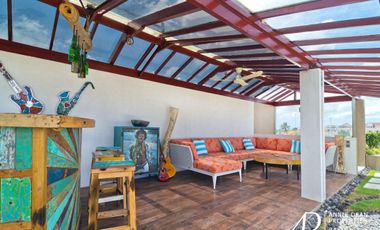 FREEHOLD VILLA WITH COMMERCIAL POTENTIAL IN PETITENGET