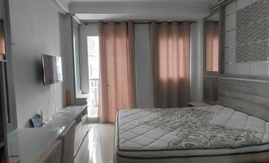 Di sewakan studio signature park grande full furnished
