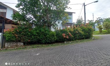 Rumah Super Nyaman Serasa Liburan di Kawasan Sejuk Cisitu Dago Bandung