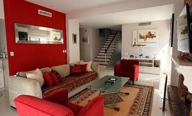 Casa en venta en El Pato Country Club