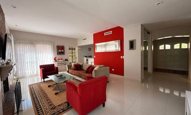 Casa en venta en El Pato Country Club