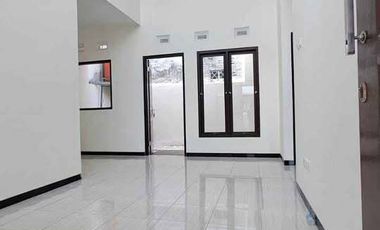 RUMAH MEWAH SATU LANTAI DI CLUSTER BUKIT VIOLAN JAYA TEMBALANG