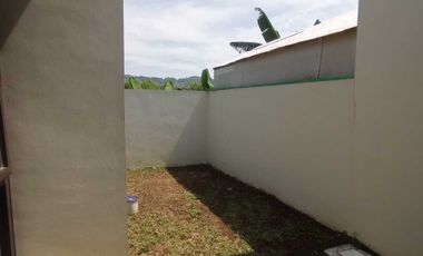 RUMAH MEWAH SATU LANTAI DI CLUSTER EMERALD GARDEN TEMBALANG