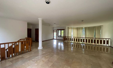 Disewakan Rumah mewah jakarta selatan kemang timur