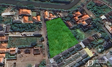 LEASEHOLD SUBDIVISION/KAVLING LAND IN DEWI SRI - KUTA