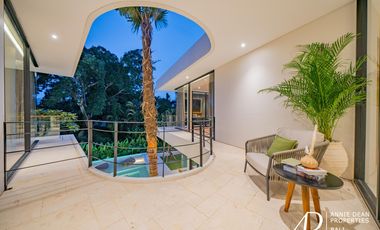 FREEHOLD 4-BEDROOM VILLA IN UMALAS - MODERN LUXURY & TROPICAL LIVING