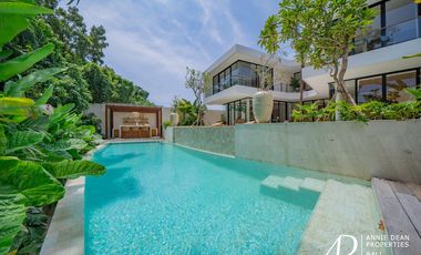 FREEHOLD 4-BEDROOM VILLA IN UMALAS - MODERN LUXURY & TROPICAL LIVING