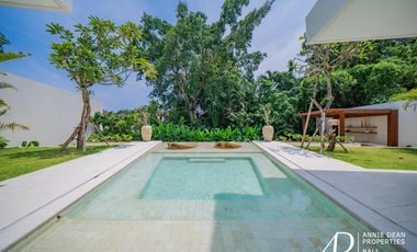 FREEHOLD 4-BEDROOM VILLA IN UMALAS - MODERN LUXURY & TROPICAL LIVING