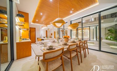 FREEHOLD 4-BEDROOM VILLA IN UMALAS - MODERN LUXURY & TROPICAL LIVING