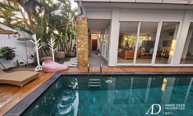 FREEHOLD | RESIDENCE-STYLE 3-BEDROOM VILLA IN PRIME UMALAS LOCATION