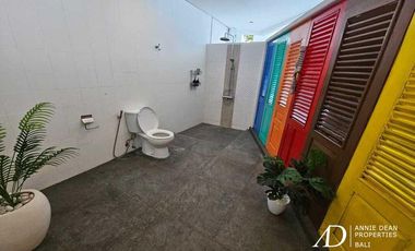 FREEHOLD | RESIDENCE-STYLE 3-BEDROOM VILLA IN PRIME UMALAS LOCATION