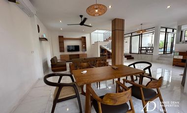 FREEHOLD CONTEMPORARY TWO-STORY VILLA IN CEMAGI