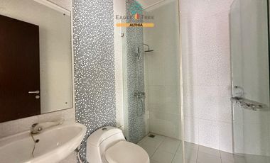 Rumah Hook 2 Lantai Lokasi 5 Menit ke Gerbang Toll Pesanggrahan Jaksel