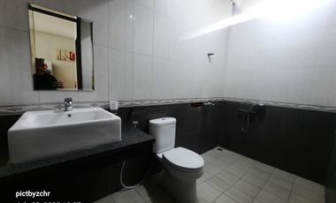 Rumah Mewah Full Furnished di Batununggal