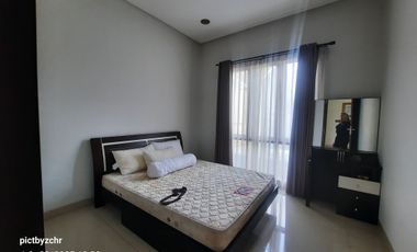 Rumah Mewah Full Furnished di Batununggal