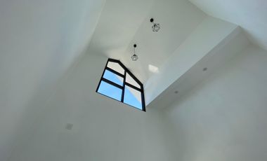 Rumah 2 Lantai Carport 2 Mobil + Smart Home di Solo Timur