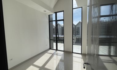 Disewa Rumah PIK 2 Uk 4.5x10 SIAP HUNI