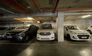 Estacionamiento en venta en LAS CONDES