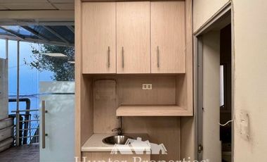 Oficina en Arriendo en Las Bellotas / Nueva Providencia