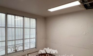 Oficina en Arriendo en Las Bellotas / Nueva Providencia